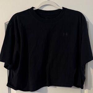 Under Armour black crop top
